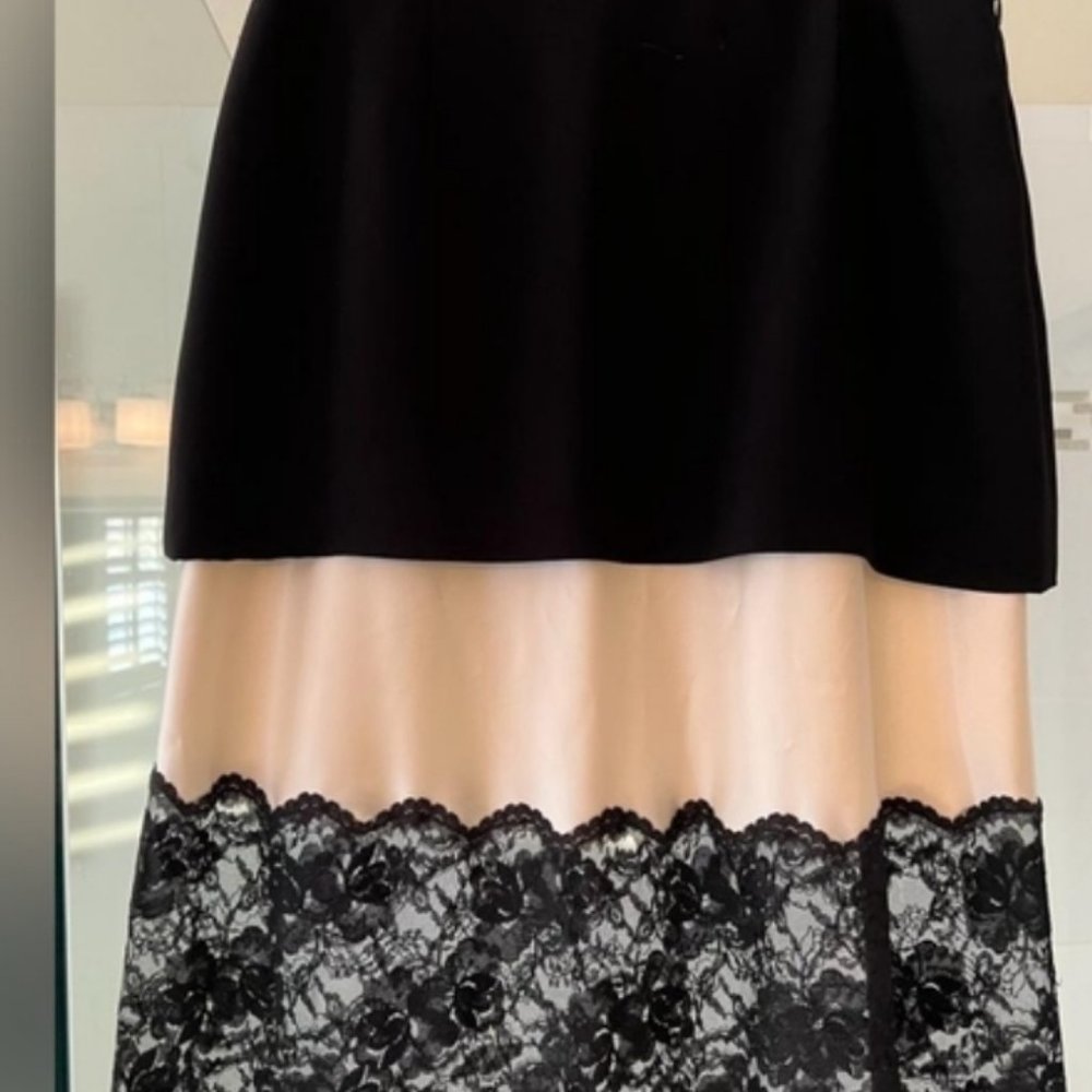 MOSCHINO black and Cream Skirt 44